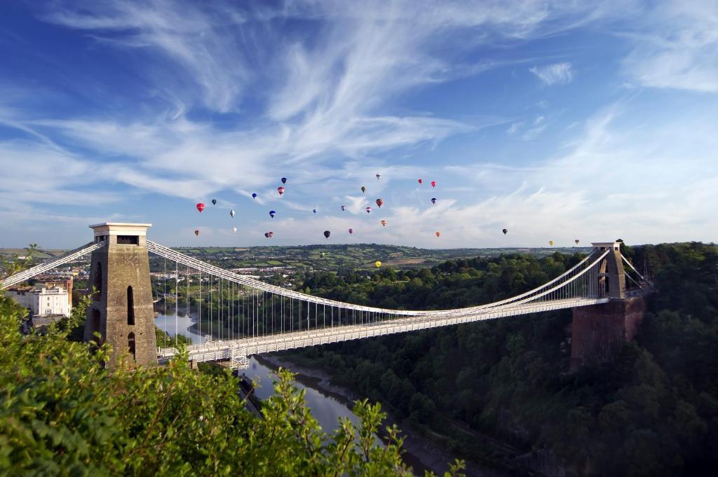 Cleyro Serviced Apartments - Harbourside Bristol Bagian luar foto